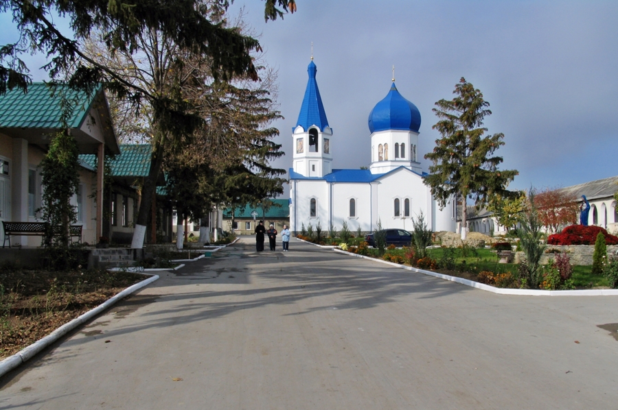 Монастырь Фрумоаса